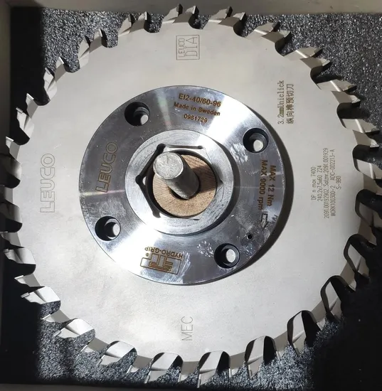 Factory Supply PCD Cutters Crushing Blades Are Used for Spc Laminate Click Slotting Machine for Flooring Production Line 